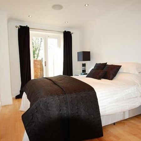Parks Serviced Apartments 赫特福德 客房 照片